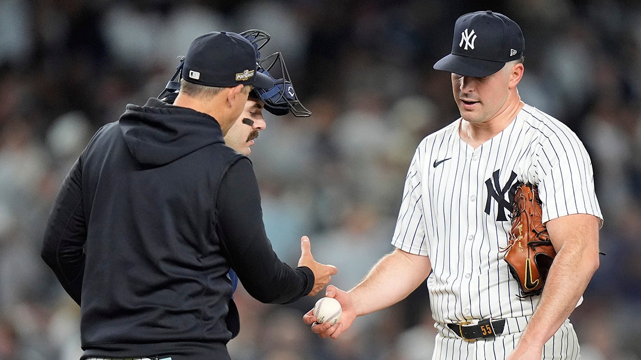 La esposa de la estrella de los Yankees revela viles mensajes de los fanáticos en medio de la derrota del equipo en la ALDS ante los Reales